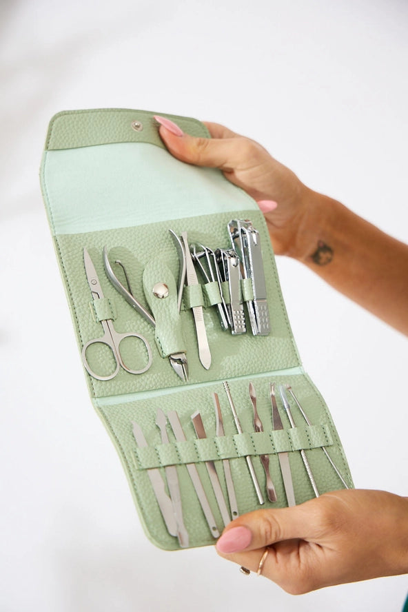 Manicure Set - Green